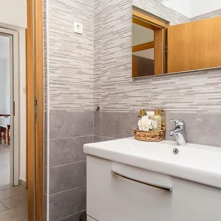 Apartment Roza, Sea View, Free Parking Icici Exterior photo